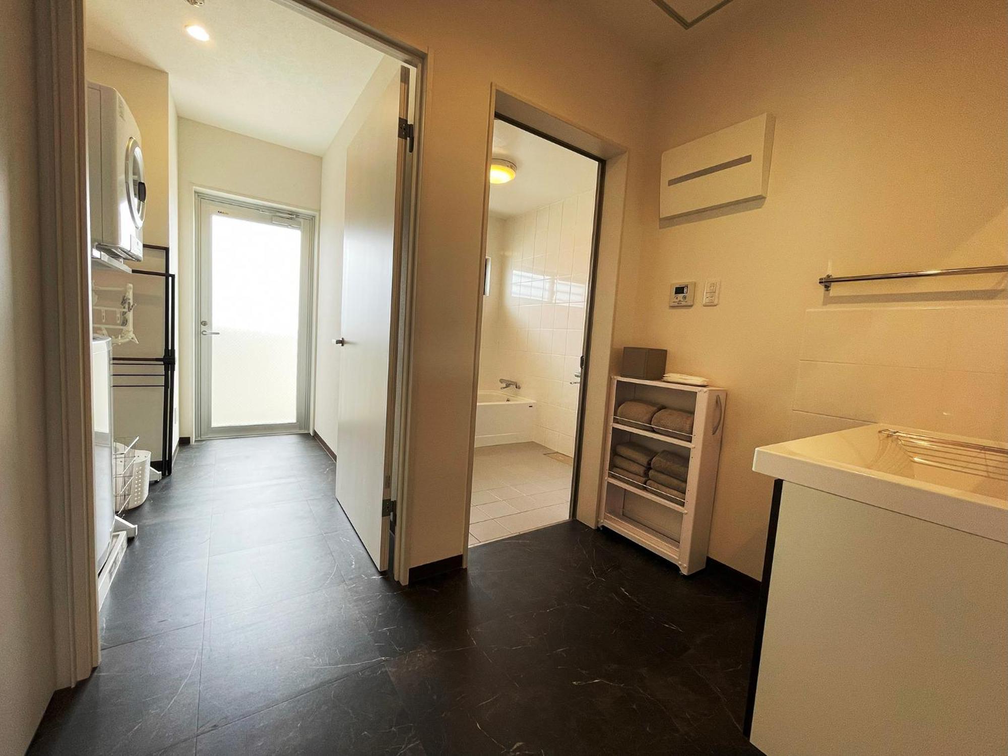 ＆Monde. Okinawa Arena Condominium Esterno foto